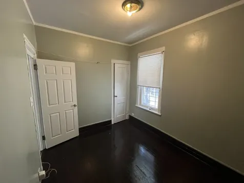 6916 South Lowe Avenue Chicago IL 60621