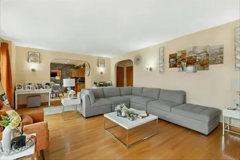 821 Brummel Street Evanston IL 60202