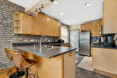 821 Brummel Street Evanston IL 60202