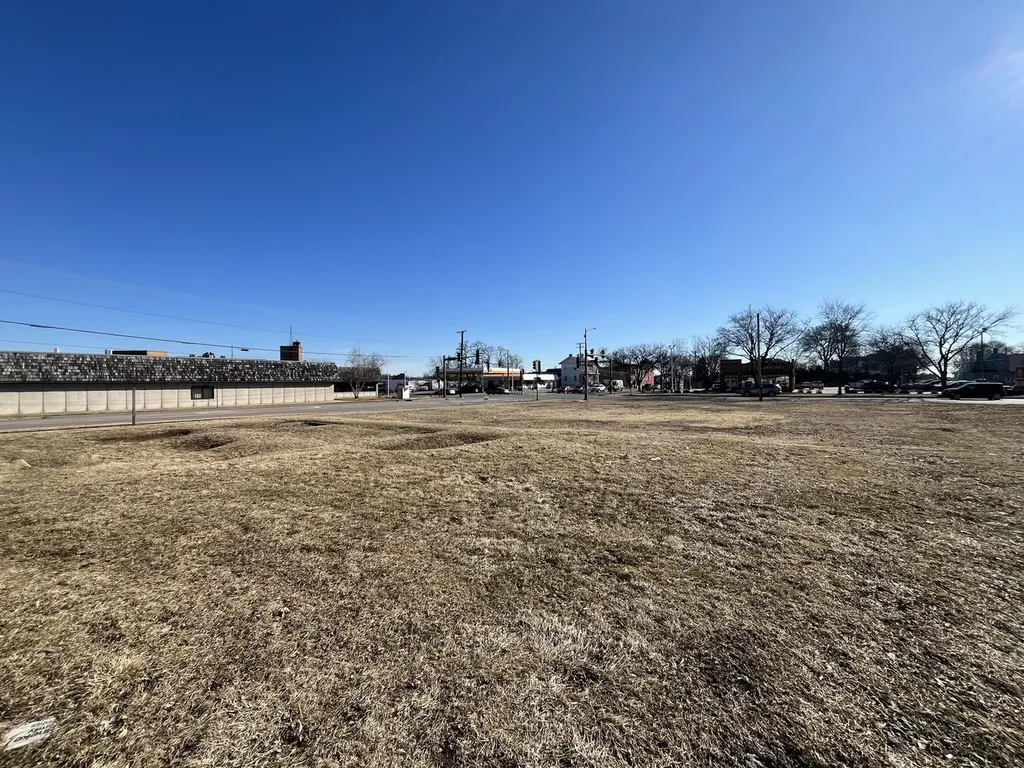 359 West Galena Boulevard Aurora IL 60506