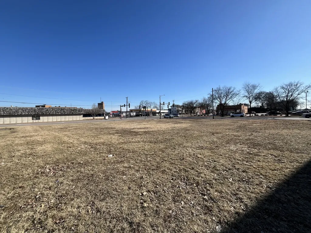 359 West Galena Boulevard Aurora IL 60506