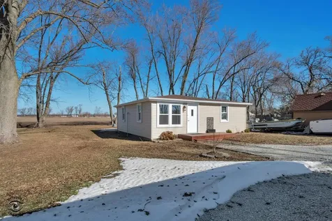 5101 West 1000 N Road Kankakee IL 60901