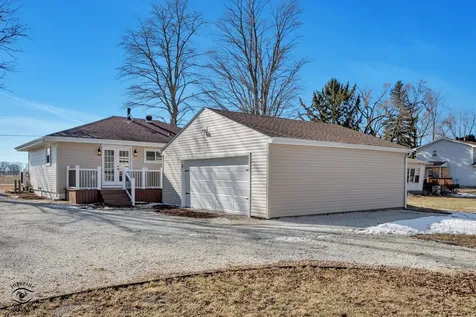 5101 West 1000 N Road Kankakee IL 60901