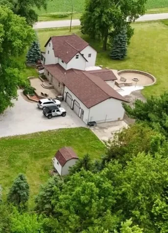 382 Keigwin Road Walnut IL 61376