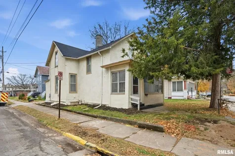 903 17TH Street Rock Island IL 61201