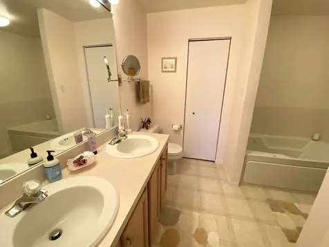 25734 South Bridle Path Channahon IL 60410
