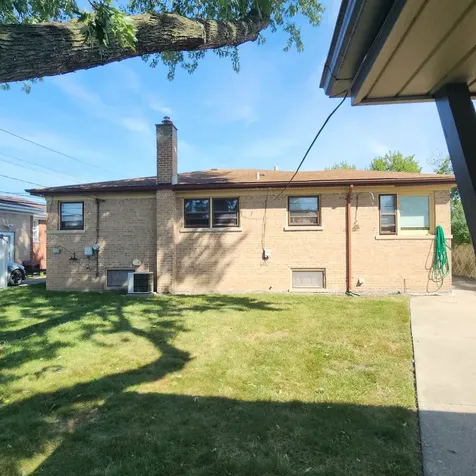 16646 Maryland Avenue South Holland IL 60473