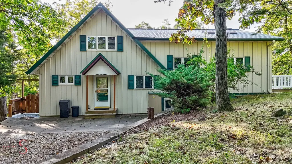 705 Cedar Court Varna IL 61375