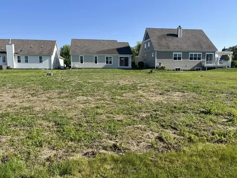 40441 North South Newport Drive Antioch IL 60002