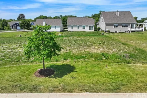 40441 North South Newport Drive Antioch IL 60002