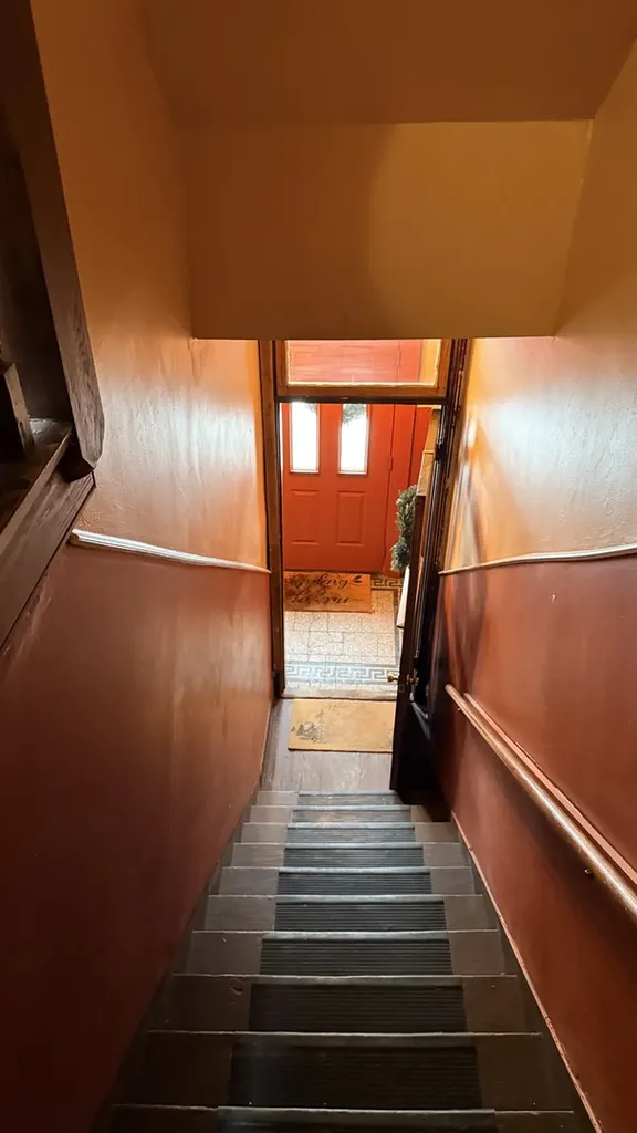 521 East 46th Place Chicago IL 60653