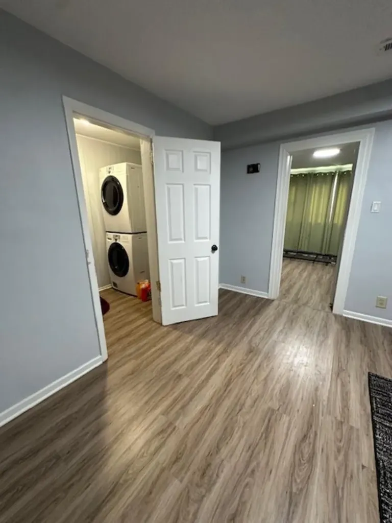 6238 West Eastwood Avenue Chicago IL 60630