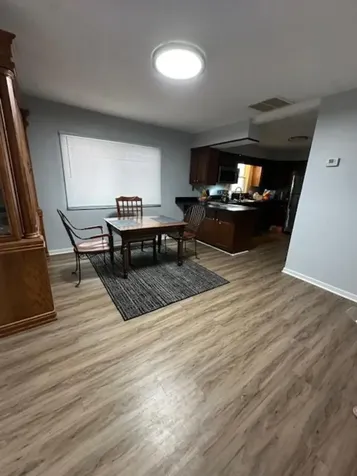 6238 West Eastwood Avenue Chicago IL 60630
