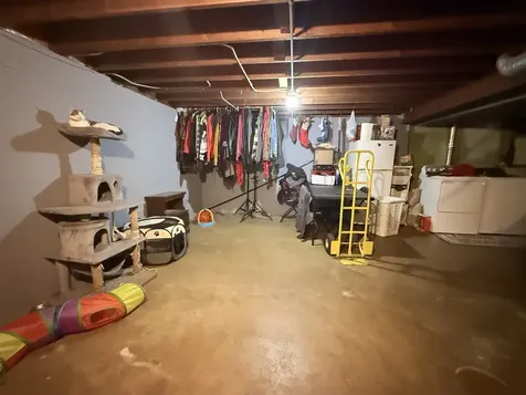 18035 Oakley Avenue Lansing IL 60438