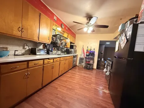 18035 Oakley Avenue Lansing IL 60438