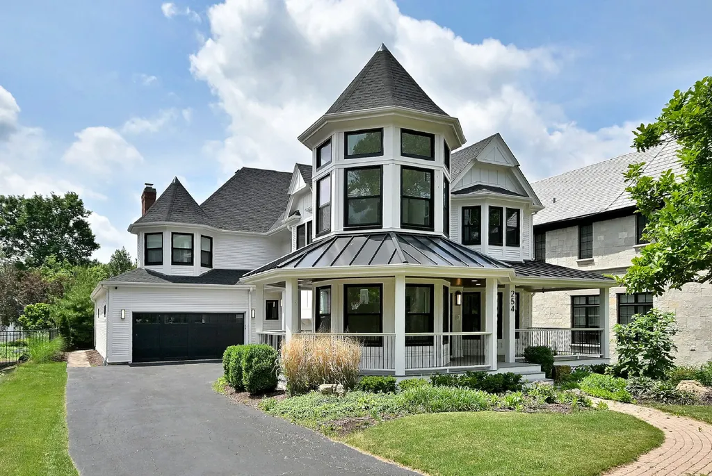 254 East South Street Elmhurst IL 60126