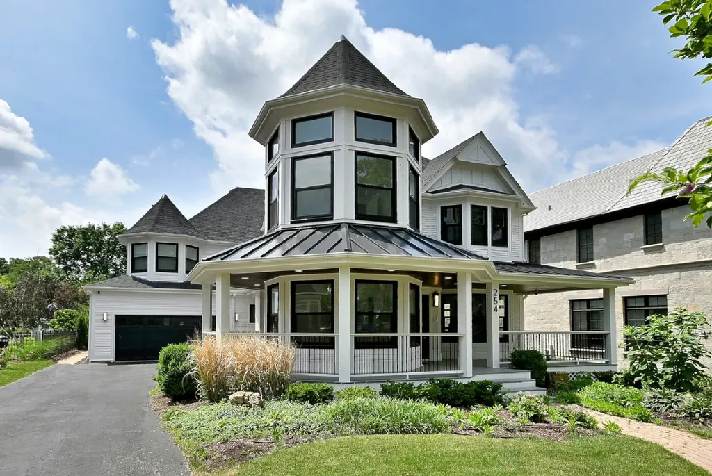254 East South Street Elmhurst IL 60126