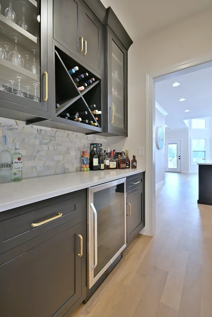 254 East South Street Elmhurst IL 60126