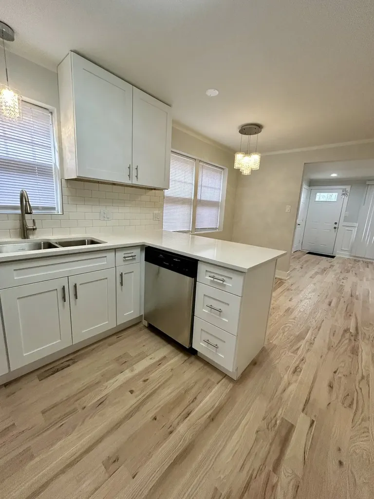 6755 South Bell Avenue Chicago IL 60636