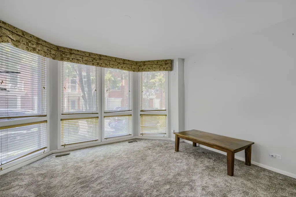 481 North Clinton Street Chicago IL 60654