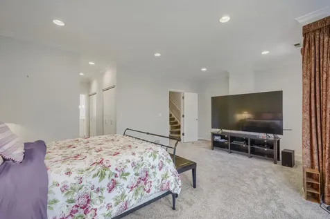 481 North Clinton Street Chicago IL 60654