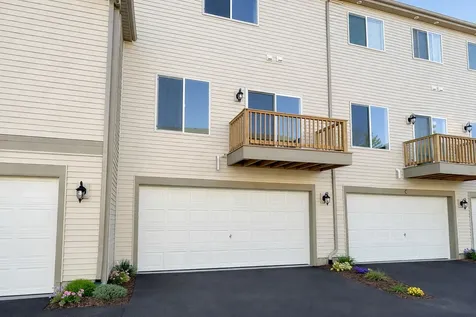 255 Regency Court Wauconda IL 60084