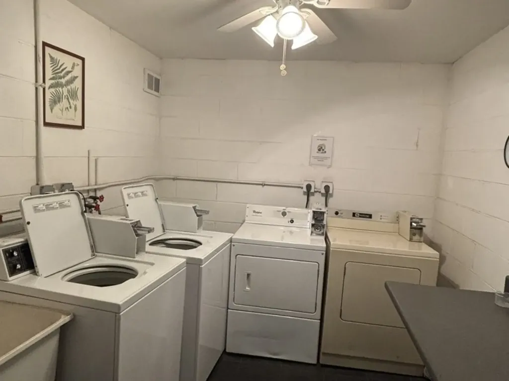 709 79TH Street Darien IL 60561