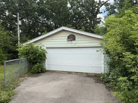 2025 Delaware Road Waukegan IL 60087