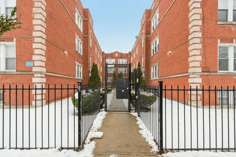 1301 East 71st Place Chicago IL 60619