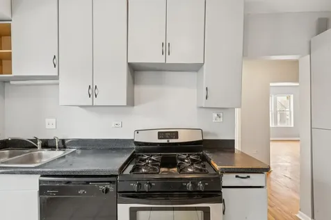 1301 East 71st Place Chicago IL 60619