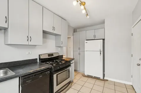 1301 East 71st Place Chicago IL 60619