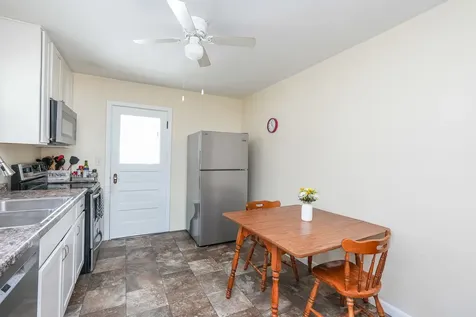335 East Oak Street Watseka IL 60970