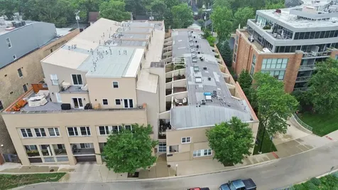 1834 Ridge Avenue Evanston IL 60201
