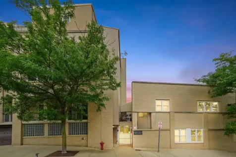 1834 Ridge Avenue Evanston IL 60201