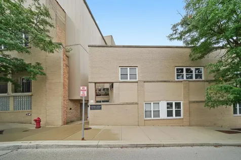 1834 Ridge Avenue Evanston IL 60201