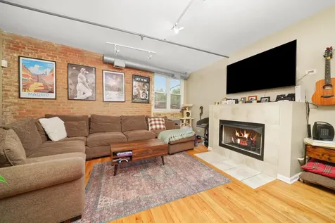 1834 Ridge Avenue Evanston IL 60201