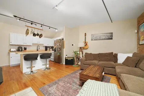 1834 Ridge Avenue Evanston IL 60201