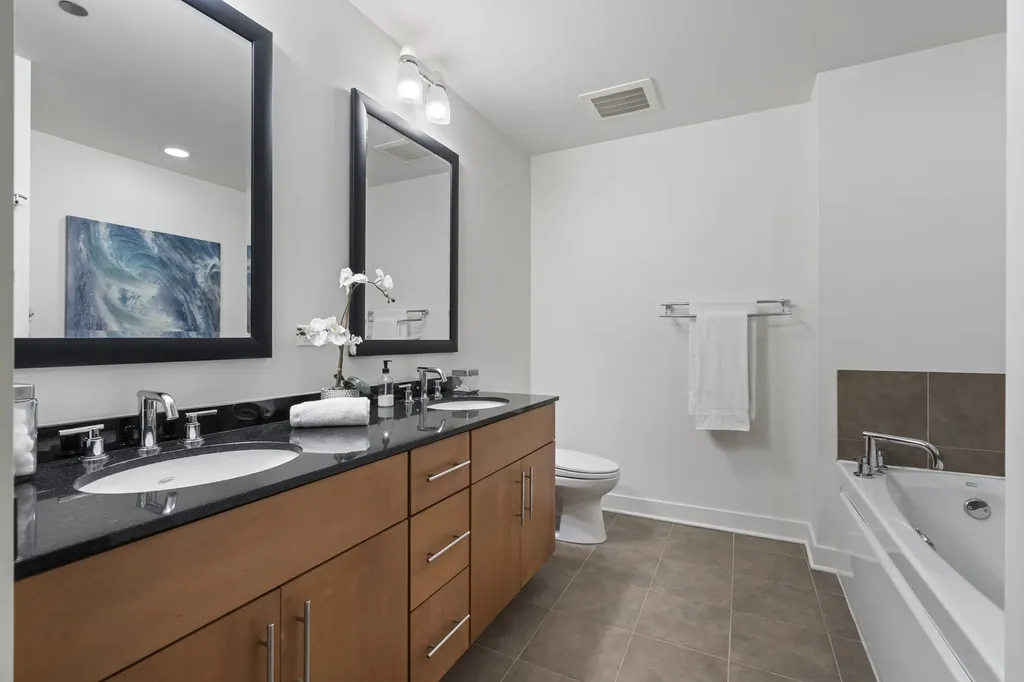 505 North Mcclurg Court Chicago IL 60611