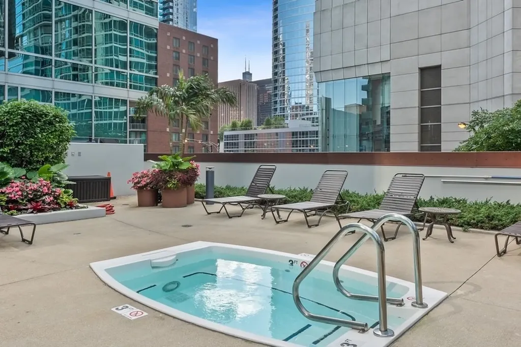 505 North Mcclurg Court Chicago IL 60611