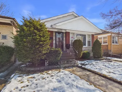 14235 South Wallace Avenue Riverdale IL 60827