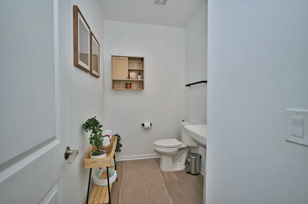 30W024 Brayman Court Warrenville IL 60563