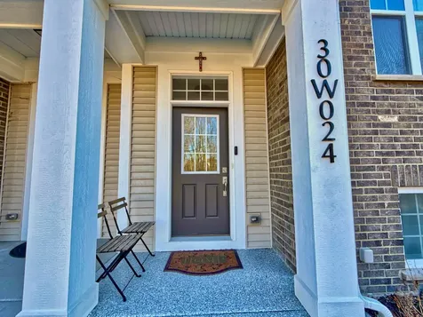 30W024 Brayman Court Warrenville IL 60563