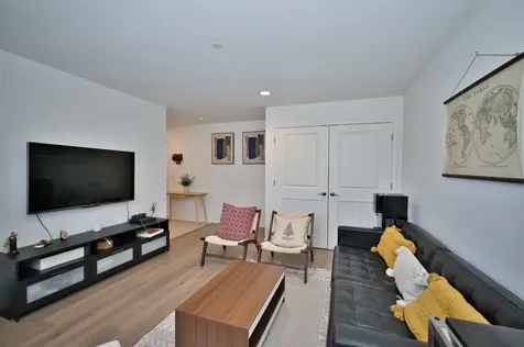 30W024 Brayman Court Warrenville IL 60563