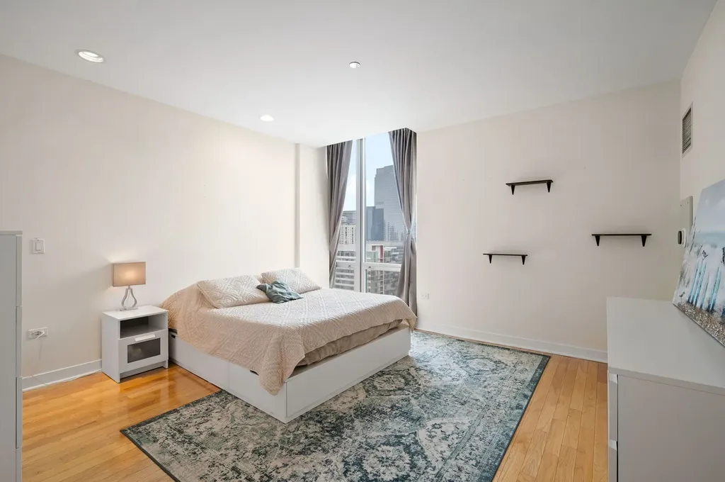 737 West Washington Boulevard Chicago IL 60661