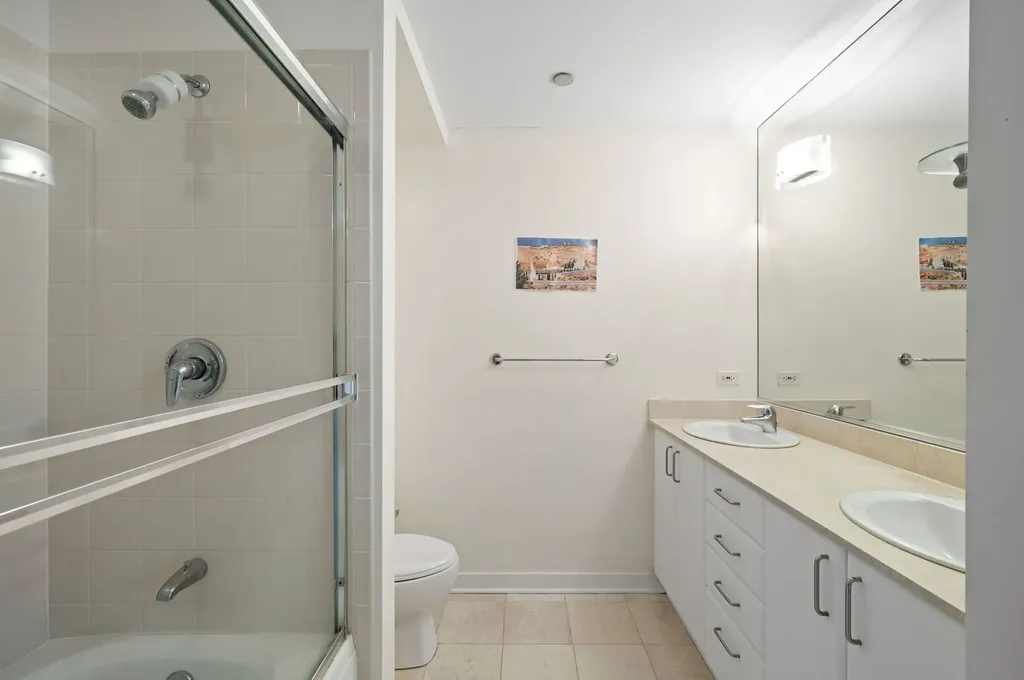 737 West Washington Boulevard Chicago IL 60661