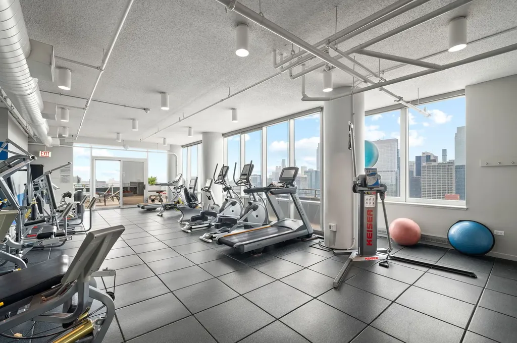 737 West Washington Boulevard Chicago IL 60661