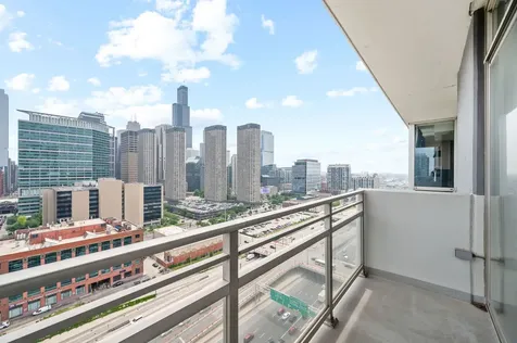 737 West Washington Boulevard Chicago IL 60661