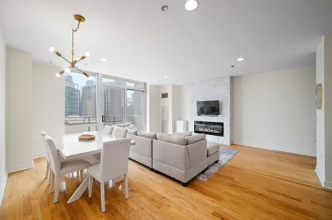 737 West Washington Boulevard Chicago IL 60661