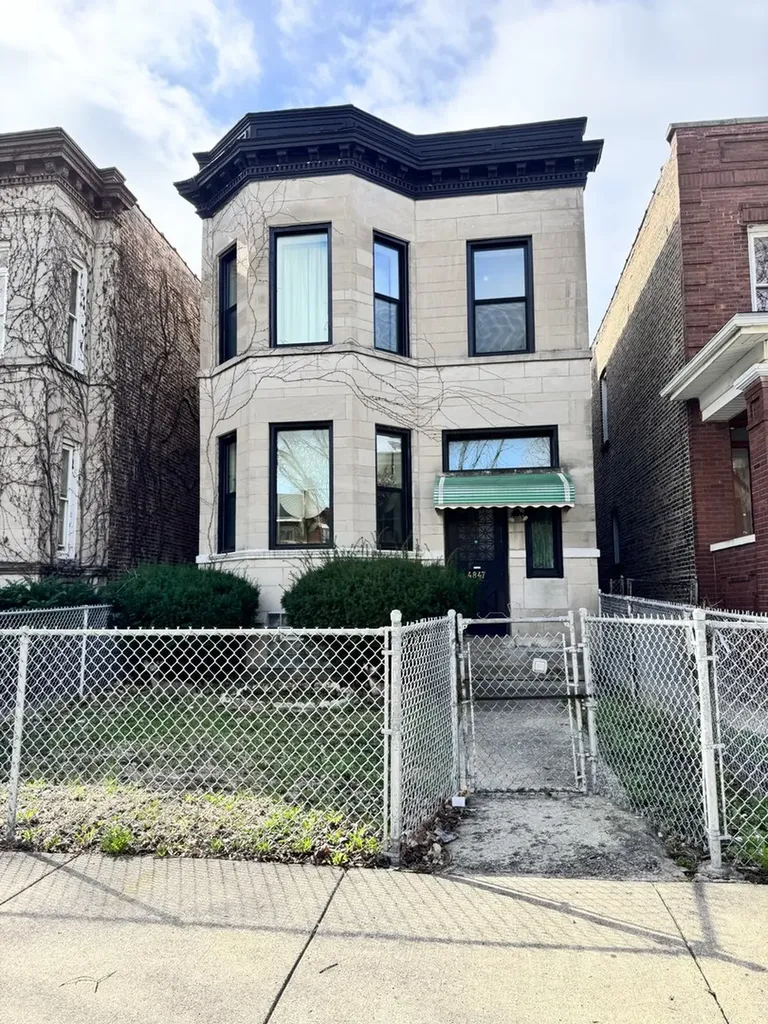 4847 West Washington Boulevard Chicago IL 60644