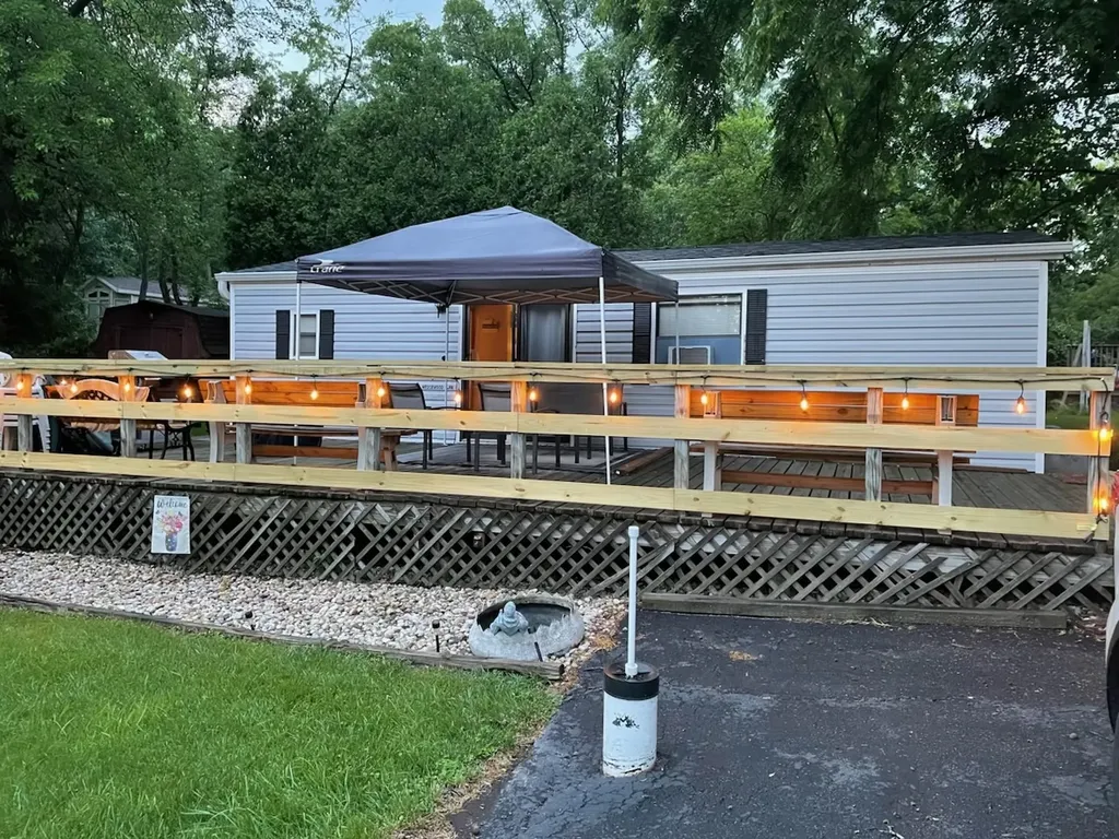2795 East 28th Road Seneca IL 61360